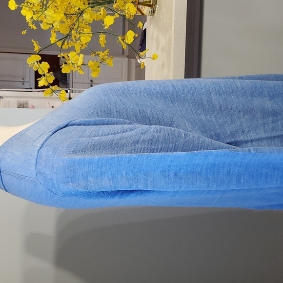 Lands End, beautiful shade of blue grannycore cardigan sweater large. - Picture 4 of 8